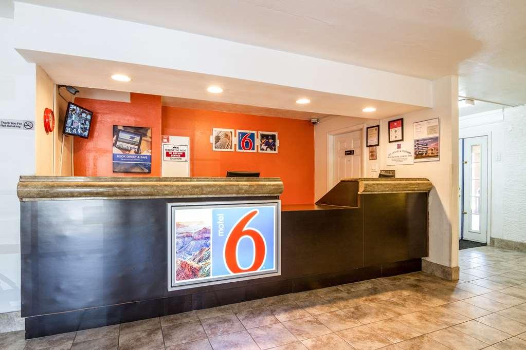 Motel 6 Glendale Az מראה פנימי תמונה