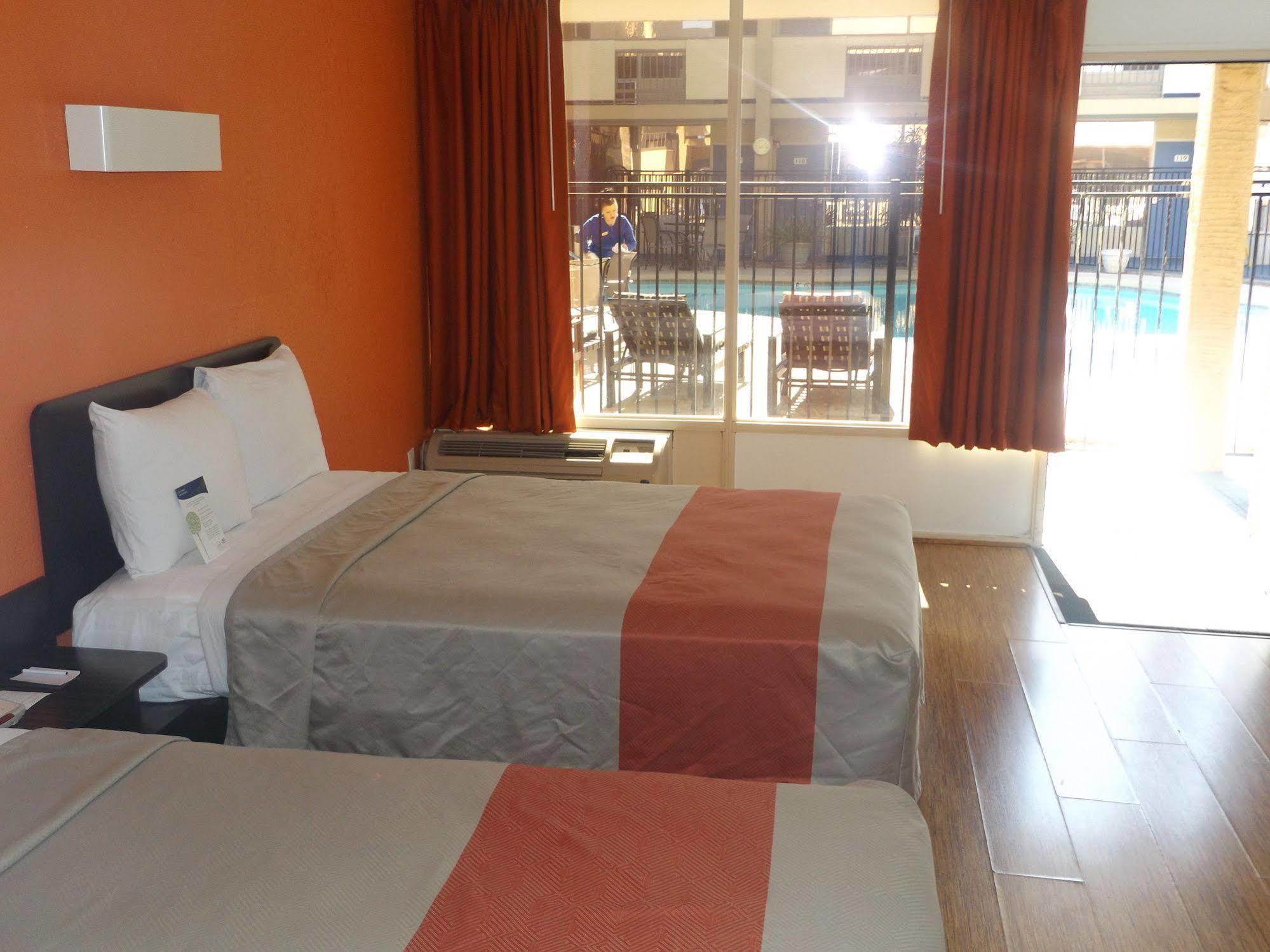 Motel 6 Glendale Az מראה חיצוני תמונה