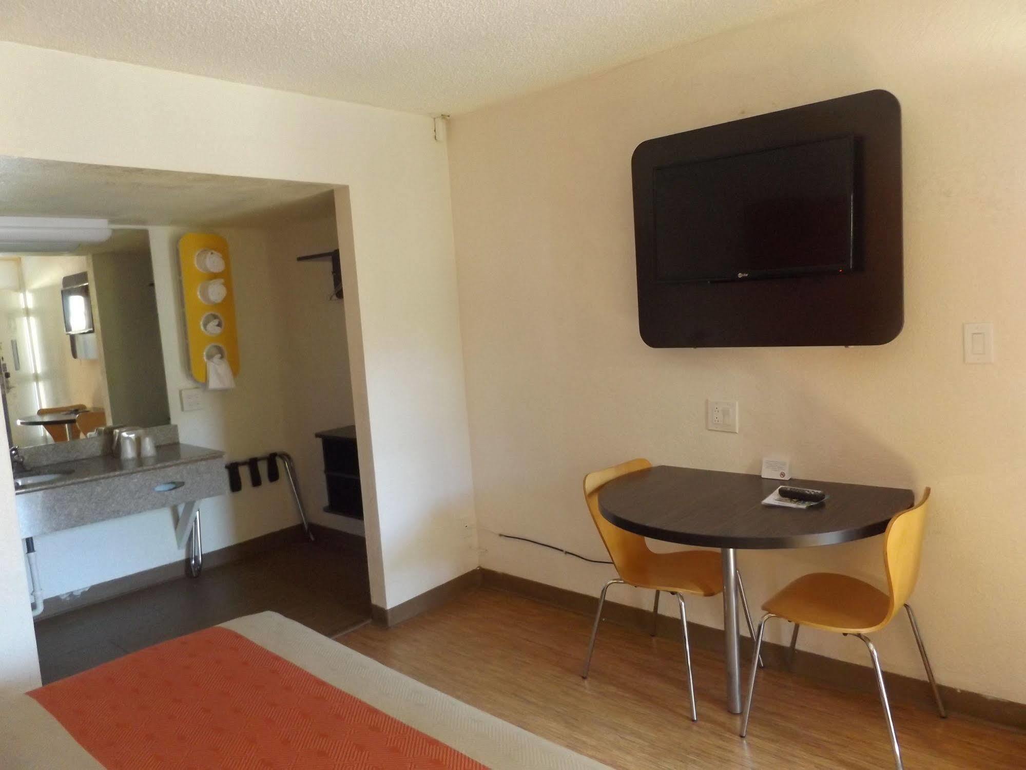Motel 6 Glendale Az מראה חיצוני תמונה