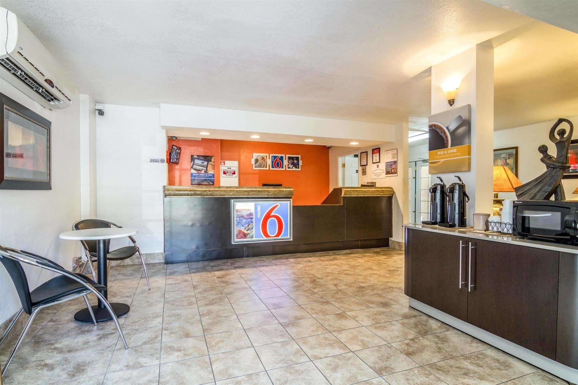 Motel 6 Glendale Az מראה חיצוני תמונה